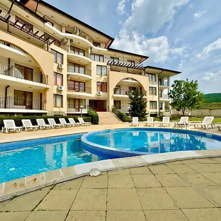 Arkite Complex Aparthotel