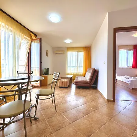 Lägenhetshotell Arkite Complex Slăntjev Brjag