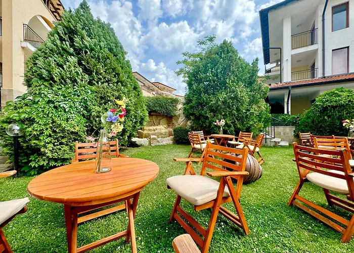 Arkite Complex Apartmanhotel 2*