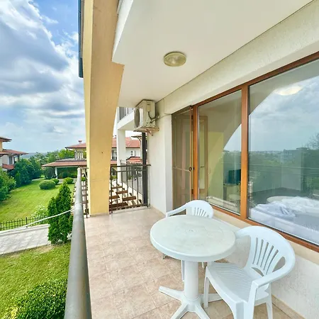 Aparthotel Arkite Complex