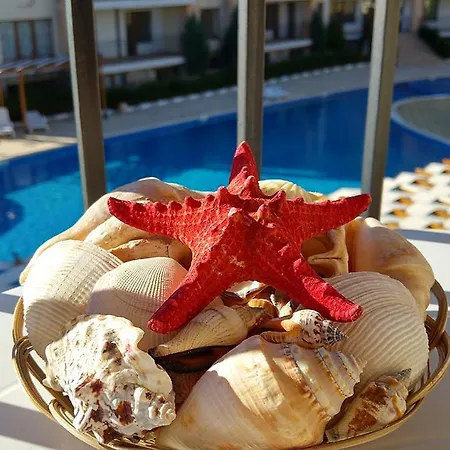 Ξενοδοχείο με διαμερίσματα Arkite Complex